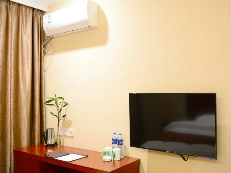 GreenTree Inn JiangSu ChangShu Dongnan Avenue Express Hotel