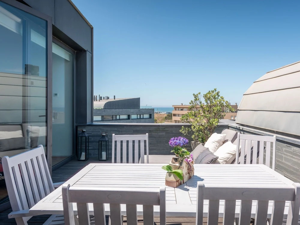Lovely Apartment With Swimming Pool in Apúlia