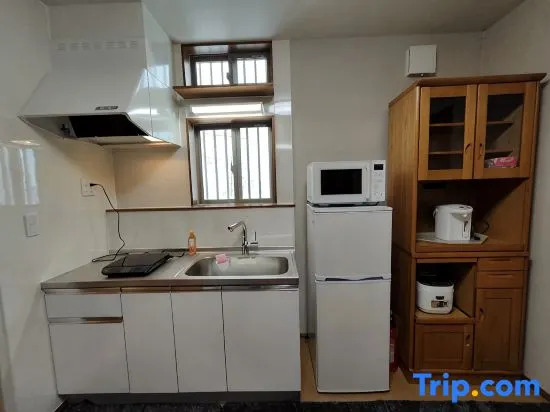 [Kagaya Ryokan (Minami Uonuma)] [WB * 2 + SB * 1] [1 set limited] [right next to the ski resort]