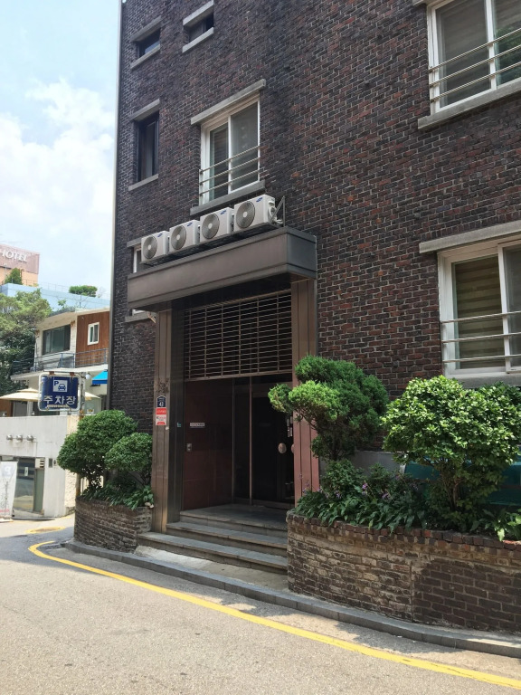 OYO Hostel Myeongdong 5