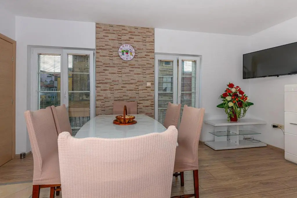 Apartments in Crikvenica 41379
