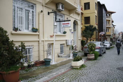 Yakamoz Guesthouse