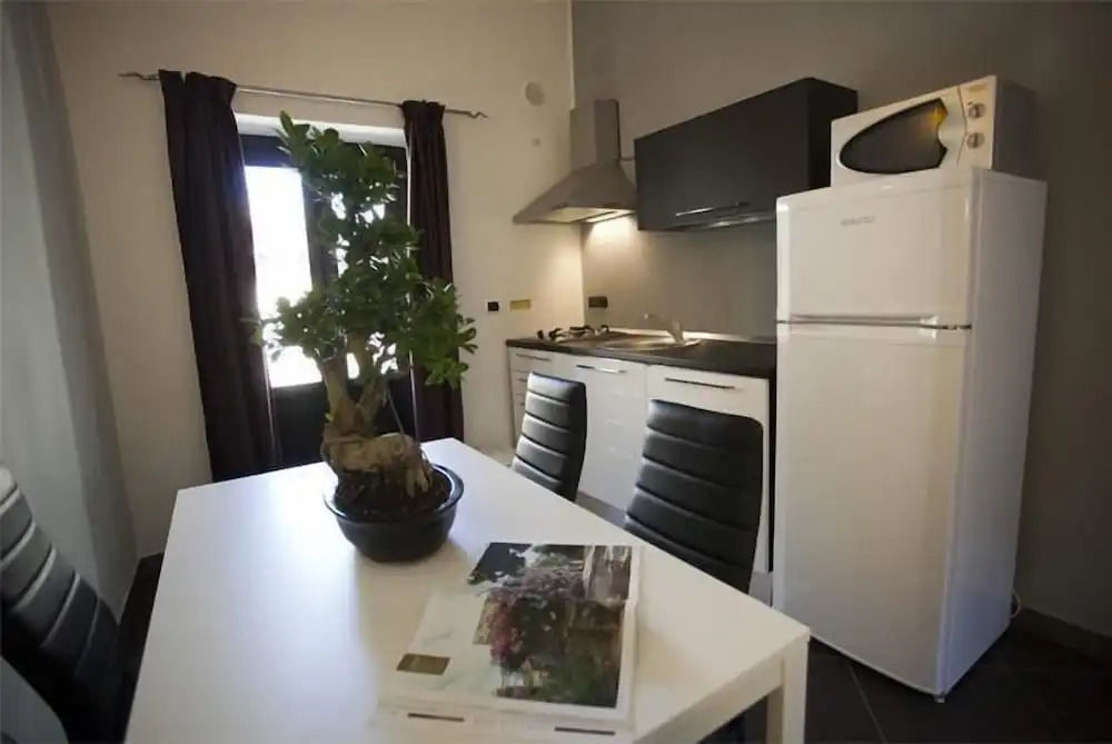HomeHotels