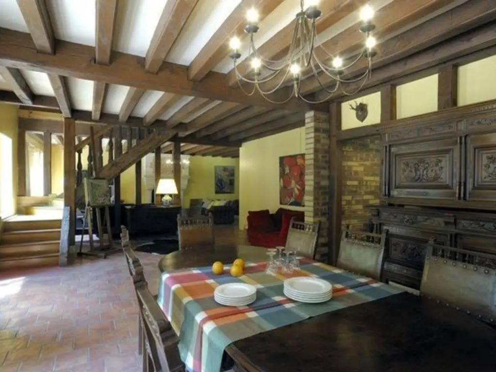 Maison Rustique Familiale en Sologne avec Grands Espaces, Proche Châteaux de la Loire - FR-1-590-1