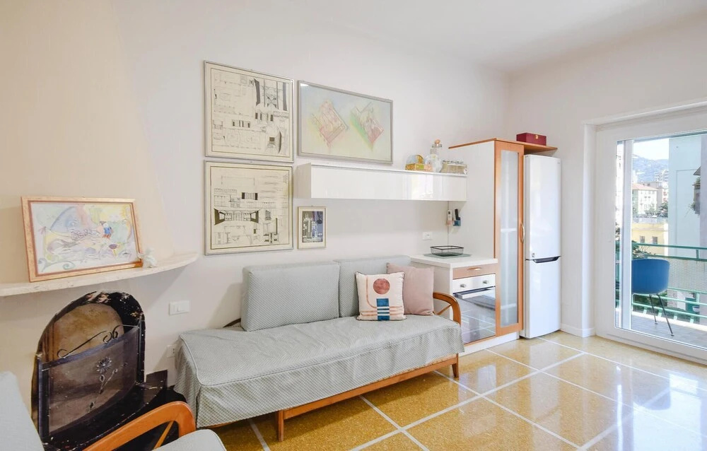 Beautiful Apartment in Rapallo With Wifi and 2 Bedrooms