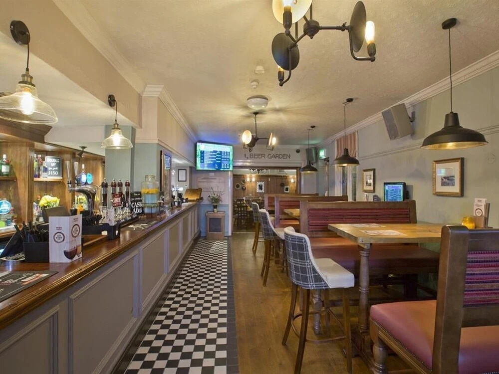 The George Inn