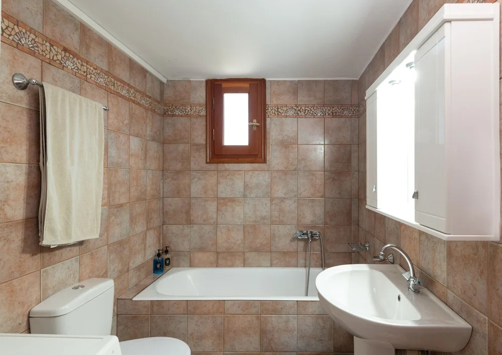 Galani Vacation House