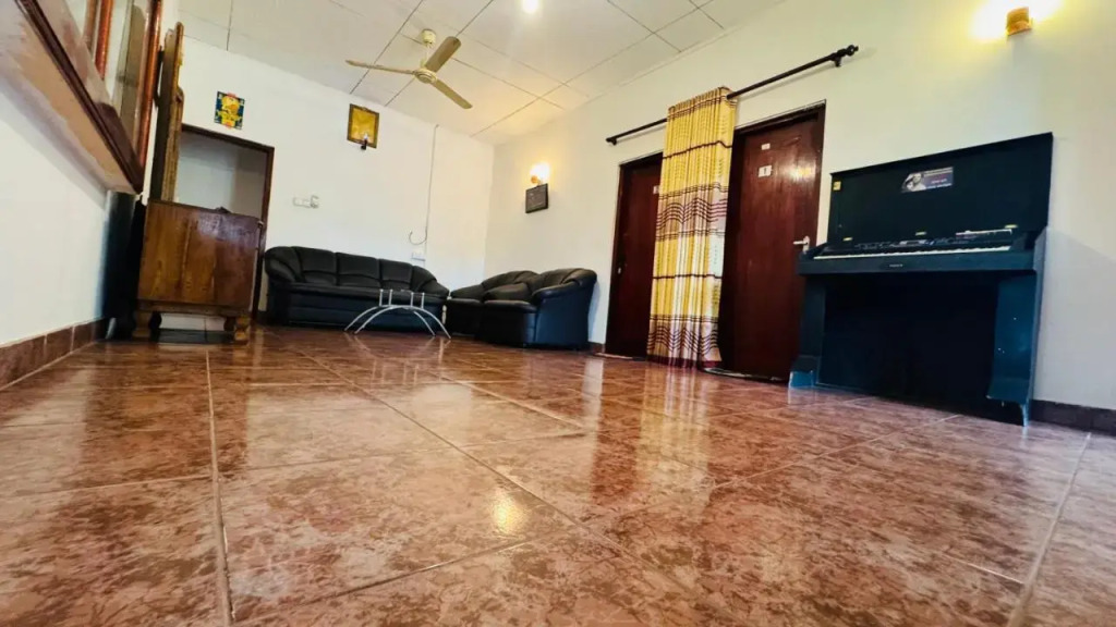 Villa 7 to 7