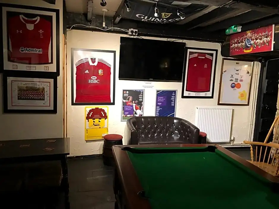 The Crosskeys Inn