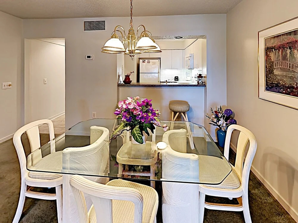 Laurel Court #205