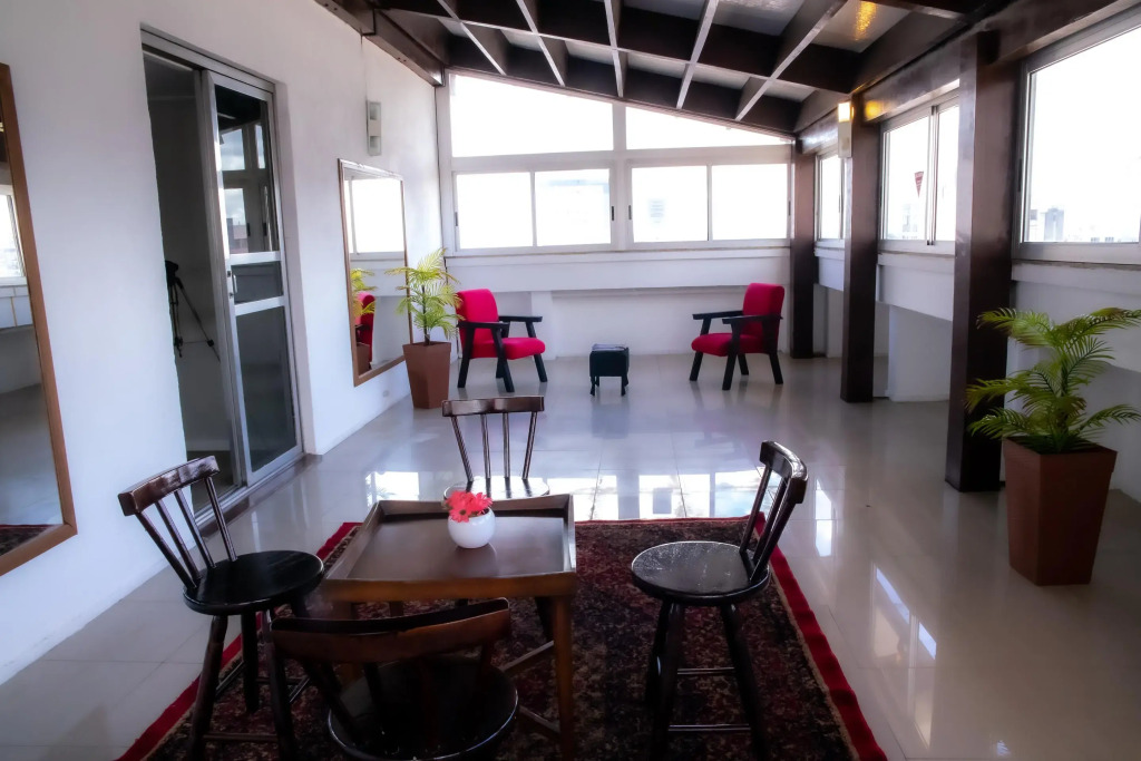 Hotel Nacional Inn Porto Alegre - Próximo ao Complexo Santa Casa e Araújo Viana