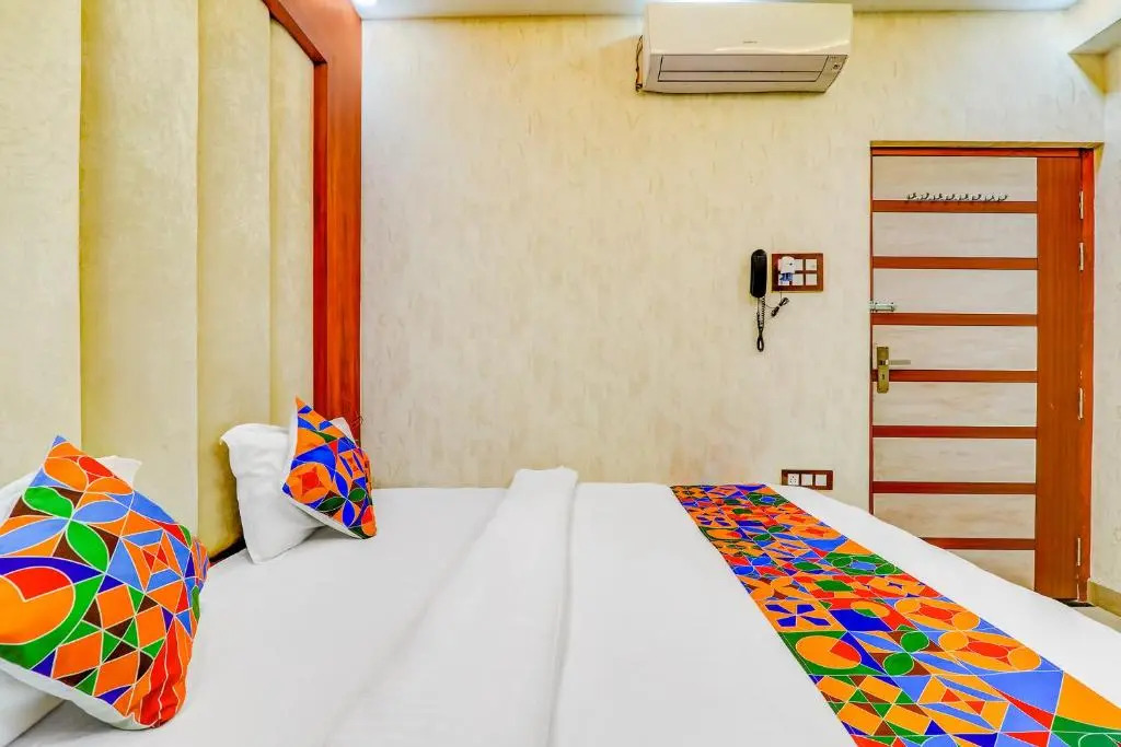 Fabhotel V Square