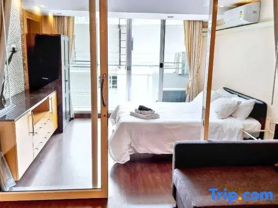 Short-Term Rental Allowed - 6D Downtown BKK Serviced Apartment