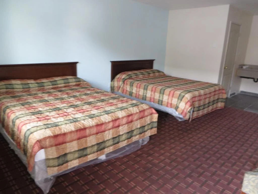Del Playa Inn