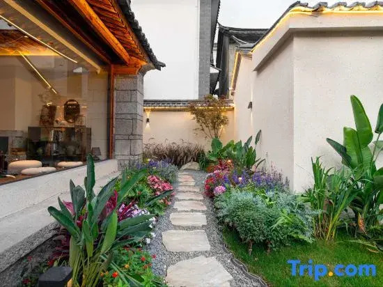 Qingwafang National Style Courtyard-Style Hotel (Erhai Lake Longkan Wharf)