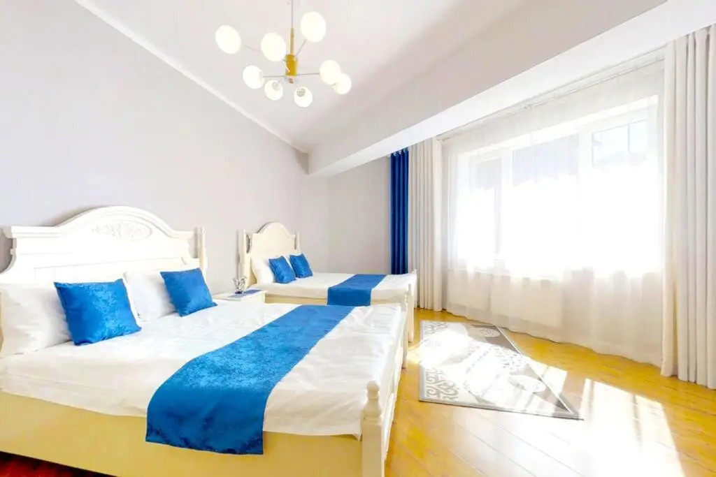 125m2 new apartment, 5 rooms with airport pickup