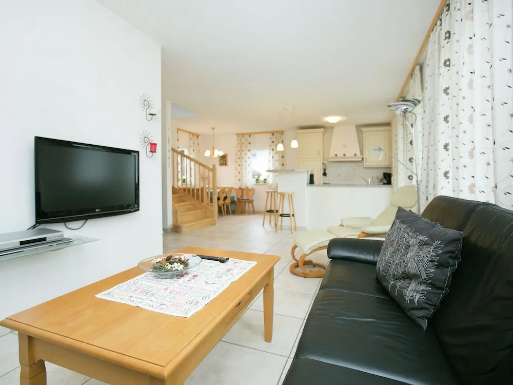 Luxurious Holiday Home in Fügen Near Ski Area
