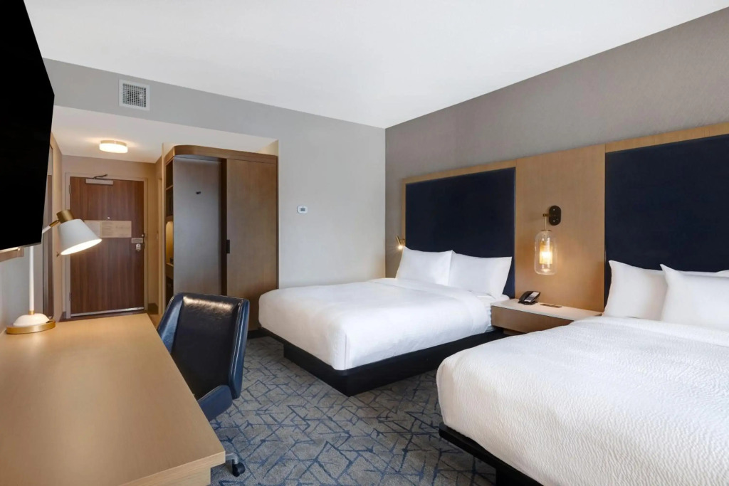 Fairfield by Marriott Inn & Suites Minneapolis Downtown