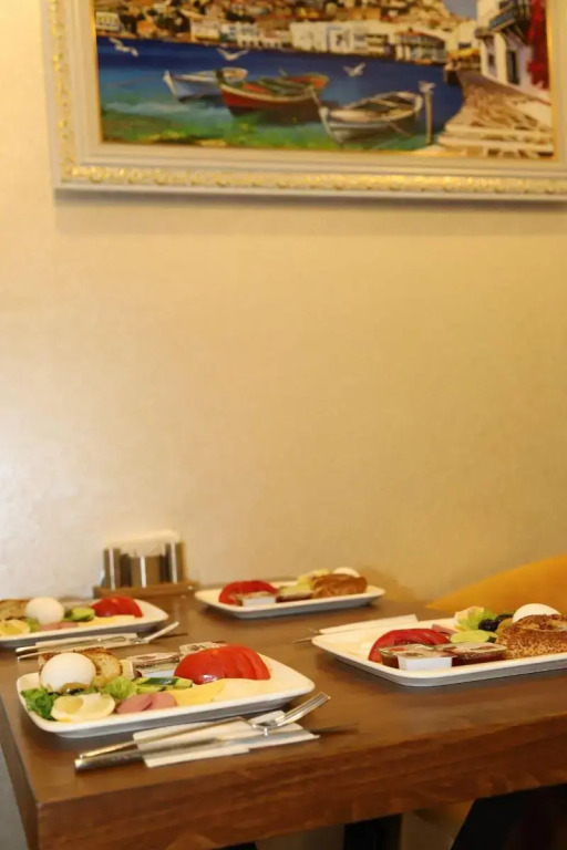 Grand Kavi Hotel