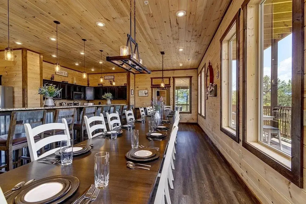 Bee Chillin Bear Inn - 7 Bedrooms, 7 Baths, Sleeps 26 7 Cabin by RedAwning