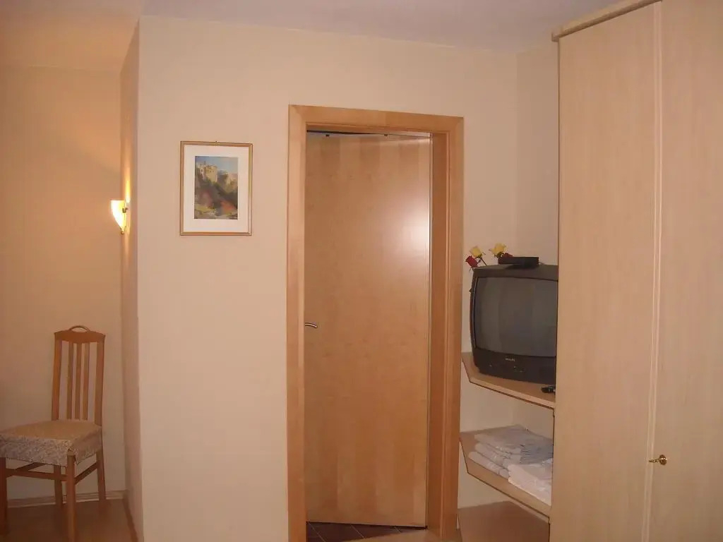 Gstrein - INH 29832