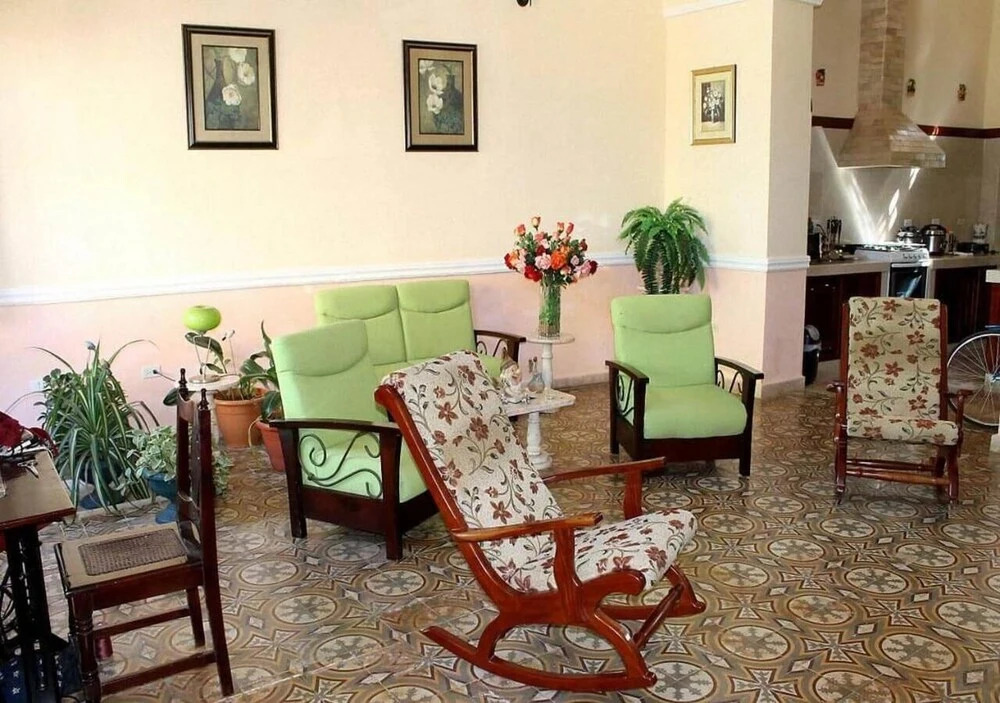 Hostal El Atico