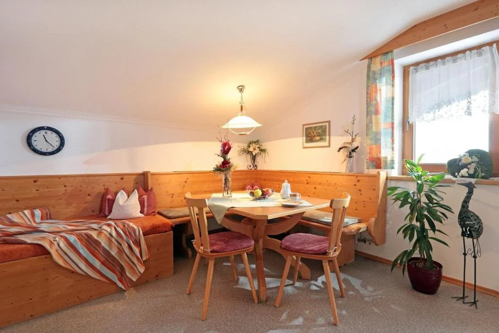 Haus Schroll