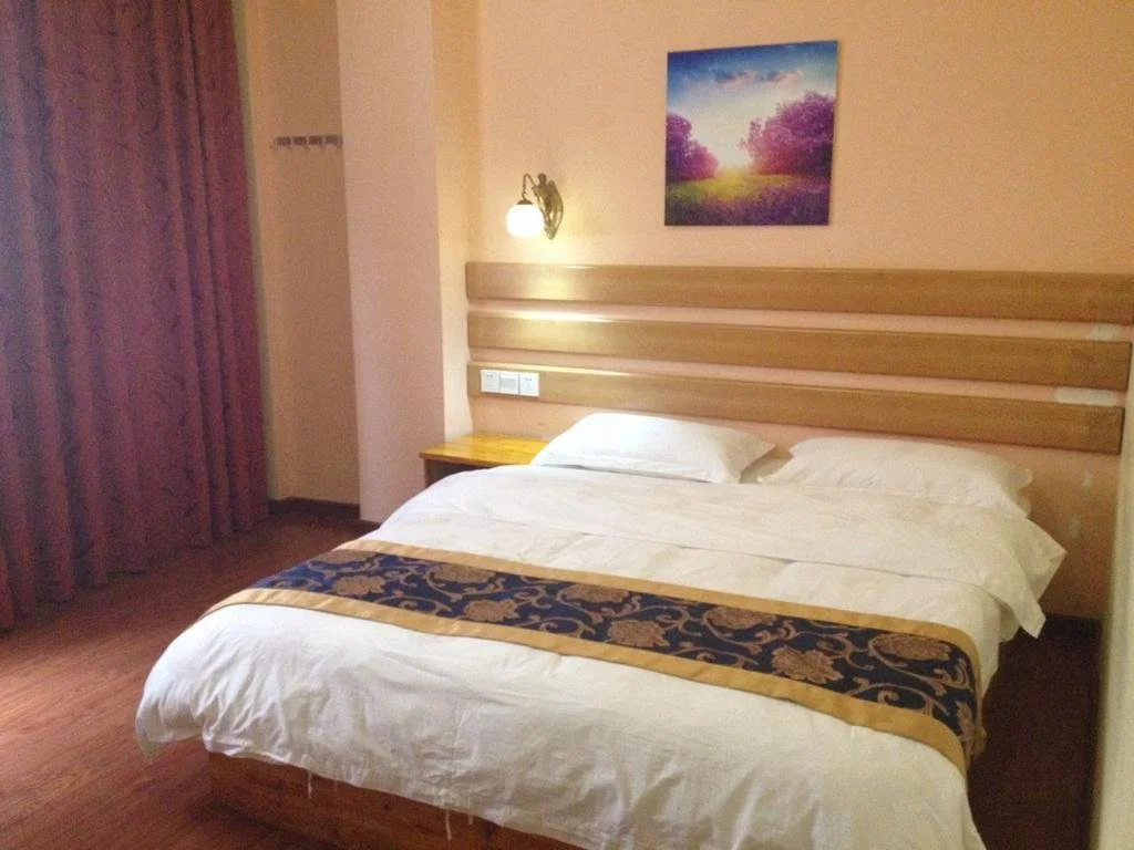 Leshan Emerald Guest House