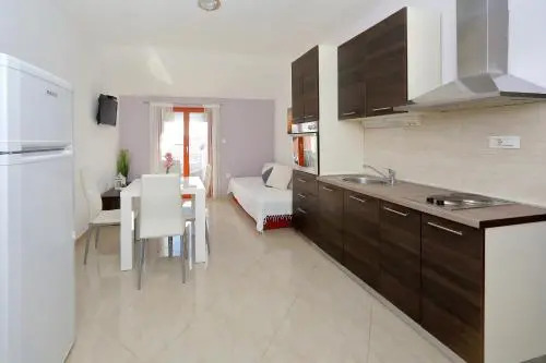 Sara Apartments