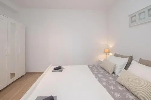 Apartments Lirio
