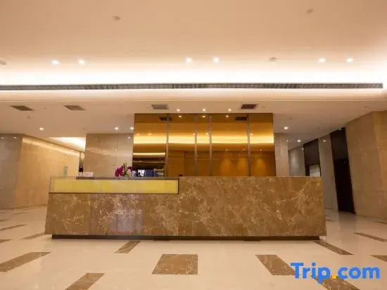 Yiju Homestay (Zhengzhou Longzihu Subway Station)