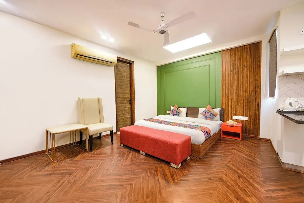 FabHotel Micasa Near Leisure Valley Park - Iffco Chowk