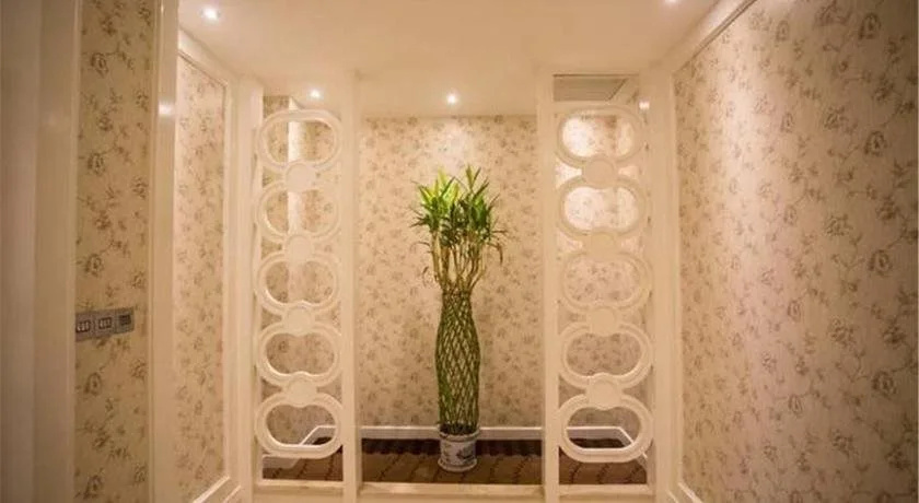 Venice Theme Hotel