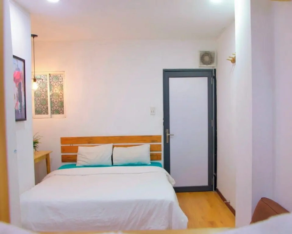 Language Exchange Hotel 3