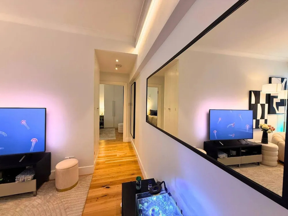 Luxurylondonstays - Cosy Mayfair Hideout on Prestigious Street