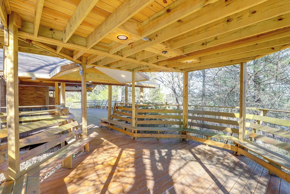 Mtn Cabin 1 Mi to Tiec: Outdoor Kitchen + Fire Pit