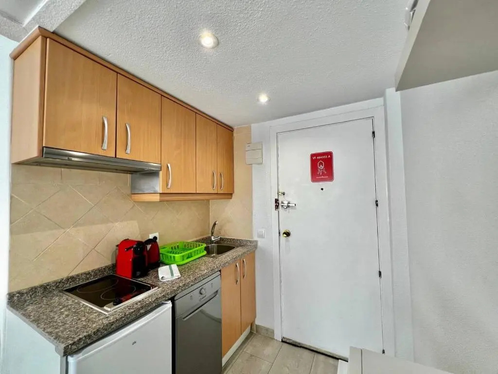 Riscal 6 by United Renters