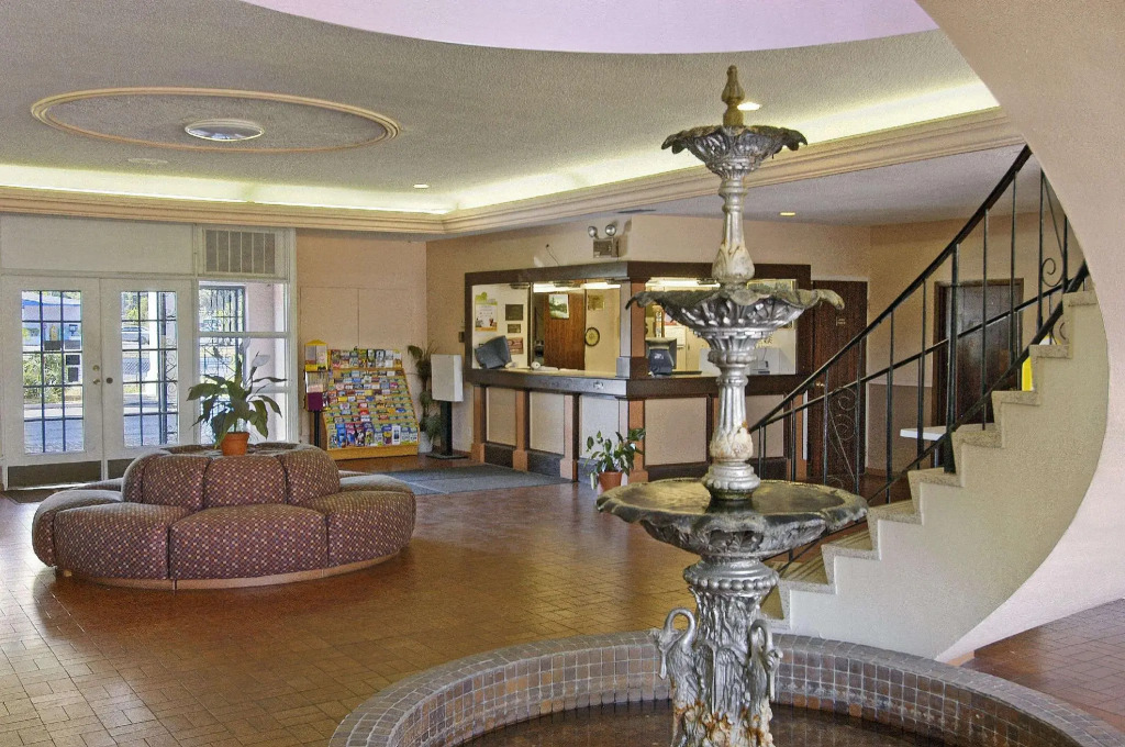 University Inn