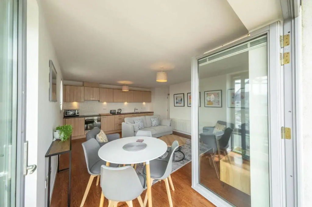 Links Apartment