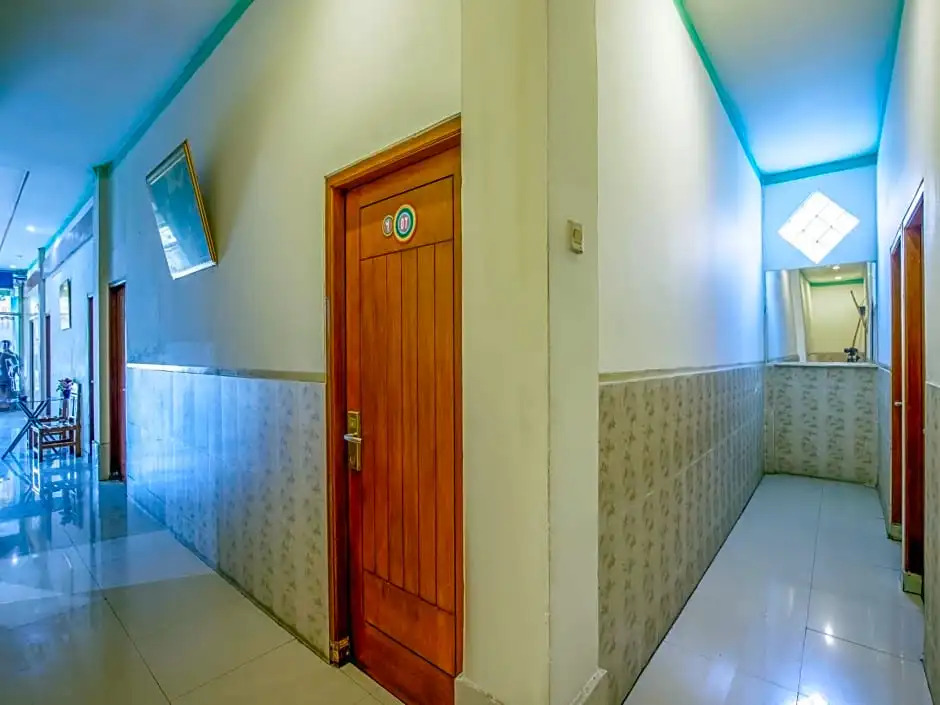 SAHABAT Hotel Tangerang By Reccoma