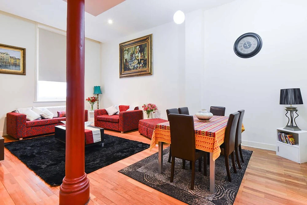 Corporate Stayz at Little Collins