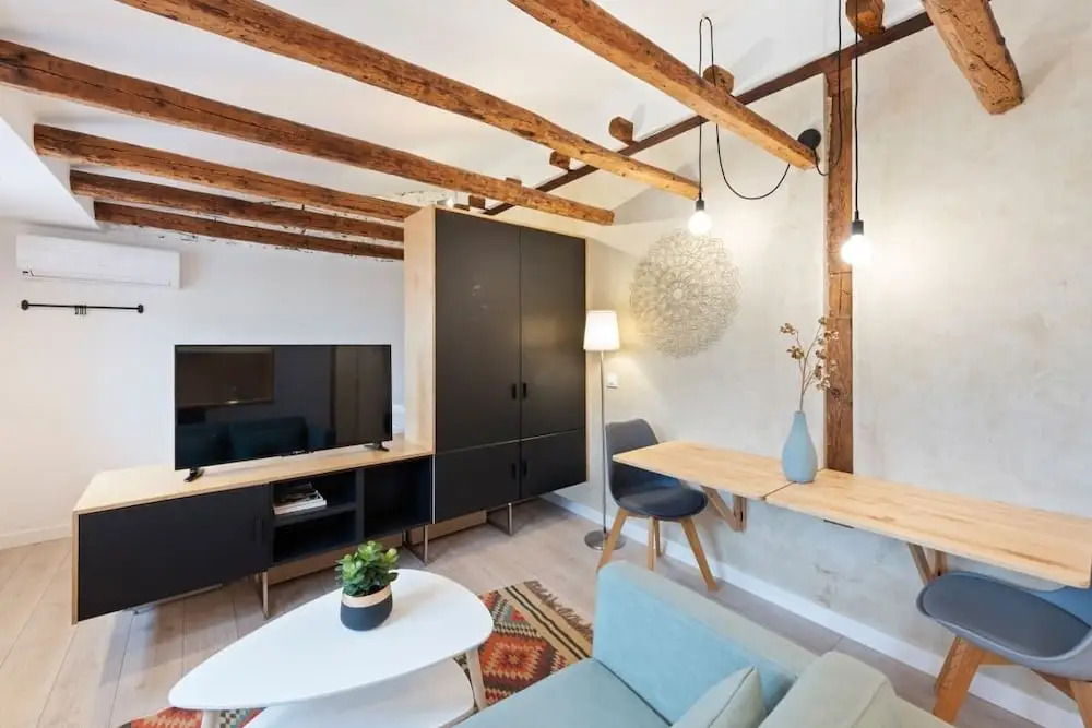 Charming Loft in La Latina, Close to City Centre