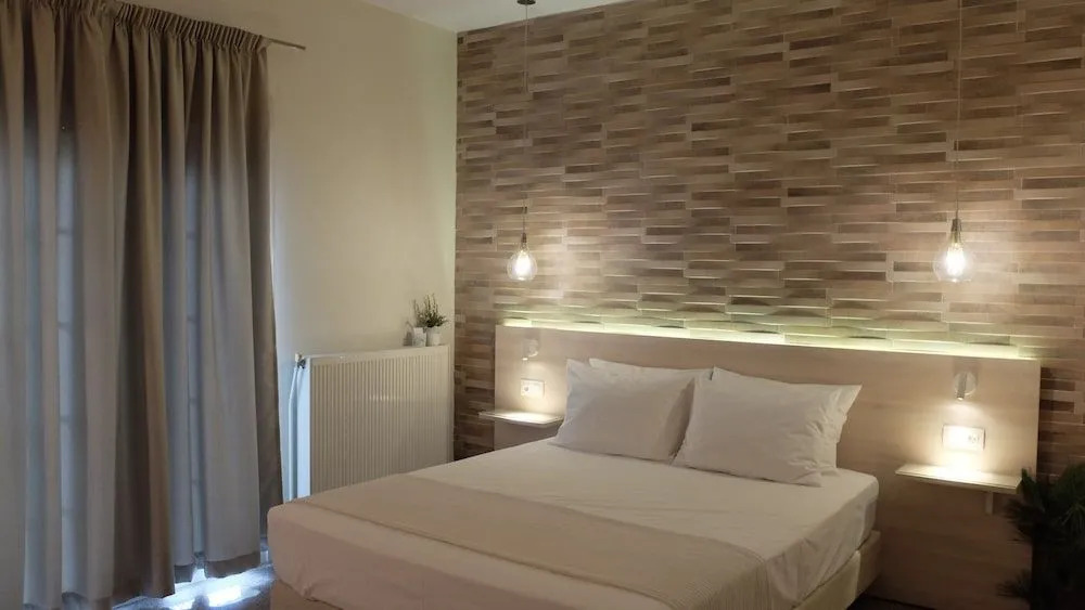 Elata Apartments