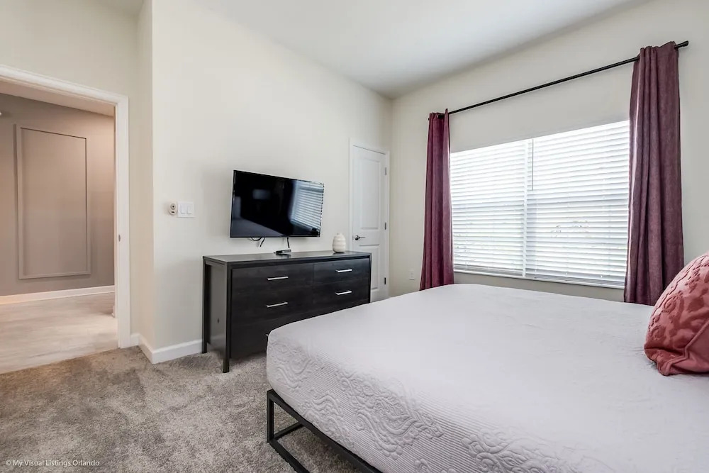 Stylish Home w/ Private Pool, 10 Min. From Disney!
