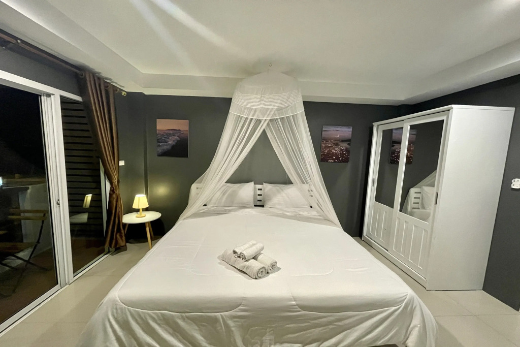Be Rich Hotel