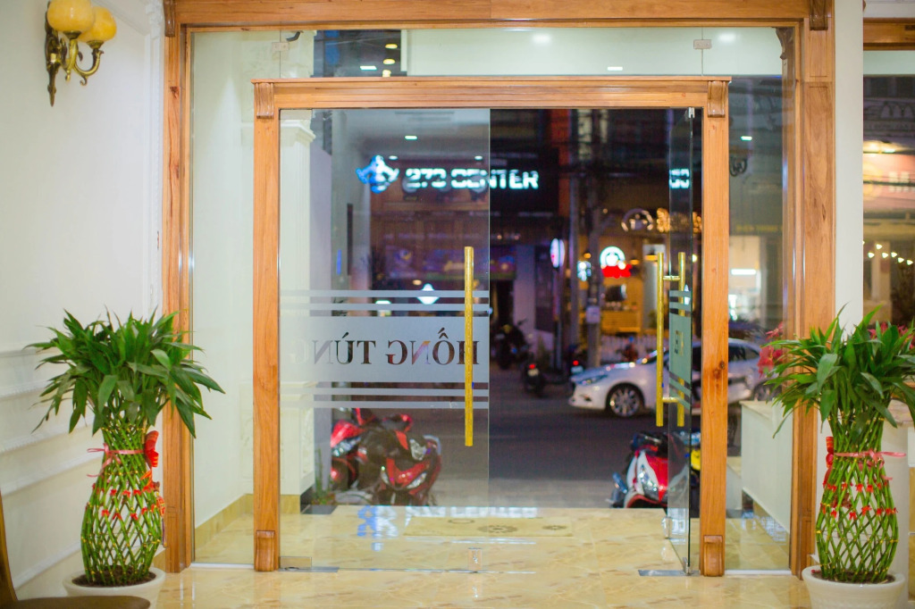 Hồng Tùng Hotel