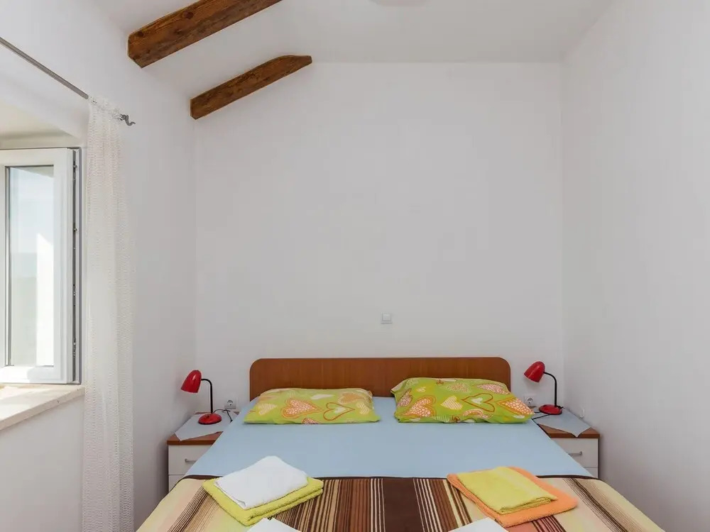 Restful Villa in Dalmatia with Garden