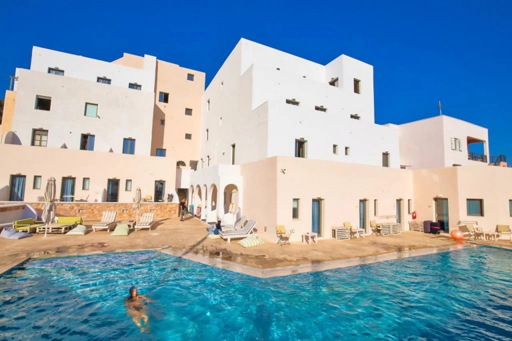 OMIROS HOTEL