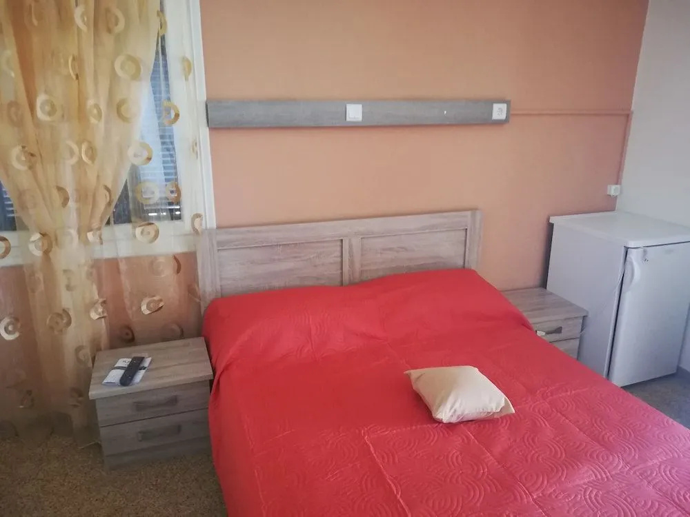 Stella Rooms