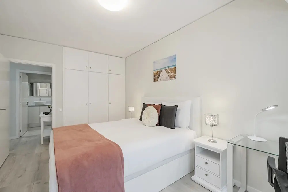 Apartment With sea View - Varandas do Lido I